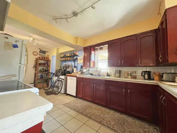 Vancouver, BC V5W 3R9,5569 Culloden ST