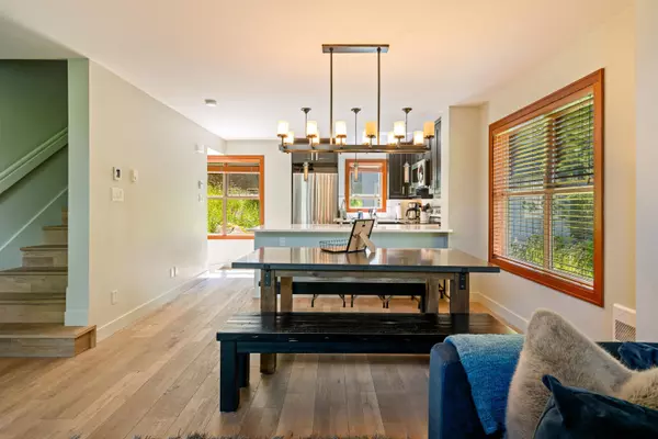 Whistler, BC V8E 0Z1,4661 Blackcomb WAY #4