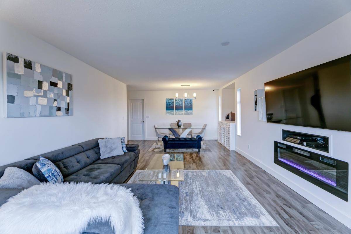 Maple Ridge, BC V2X 9L2,11390 Harrison ST