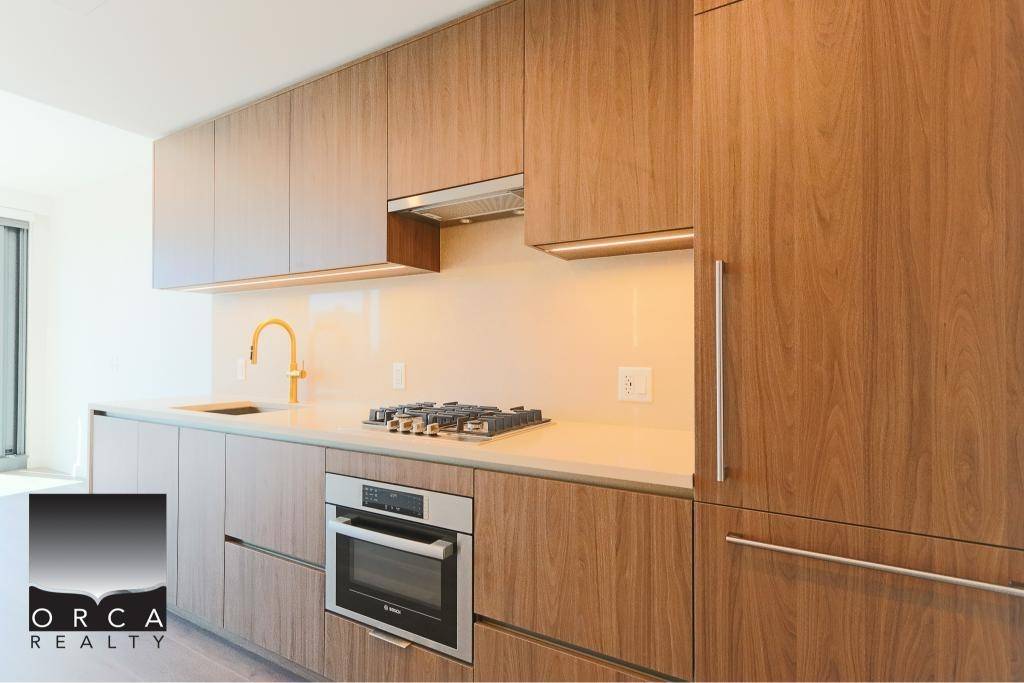 Burnaby, BC V5H 0L7,5987 Wilson ST #1003