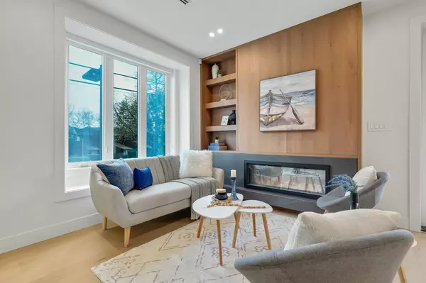 3483 Adanac ST, Vancouver, BC V5K 4P4