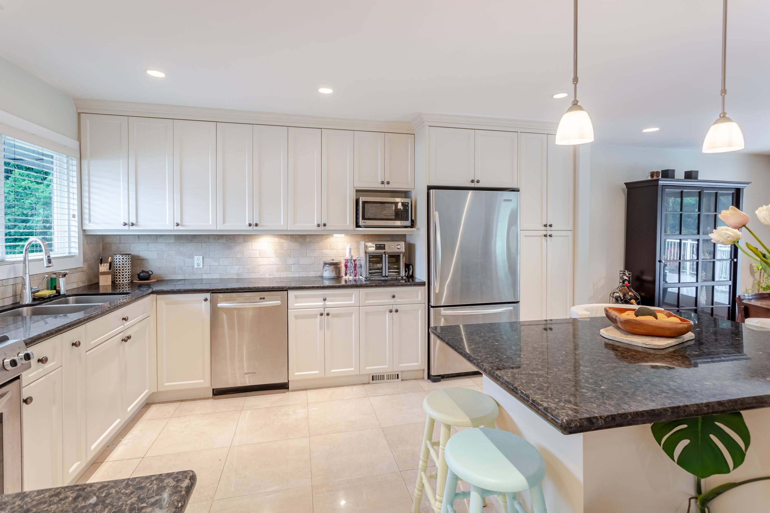 Burnaby, BC V5J 2A7,4628 Rumble ST