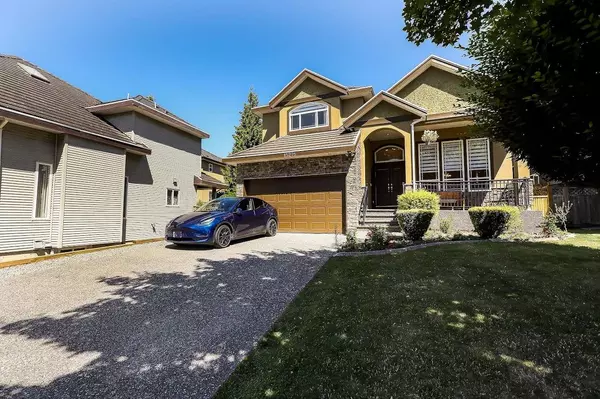 Surrey, BC V3S 8M8,15275 83b AVE