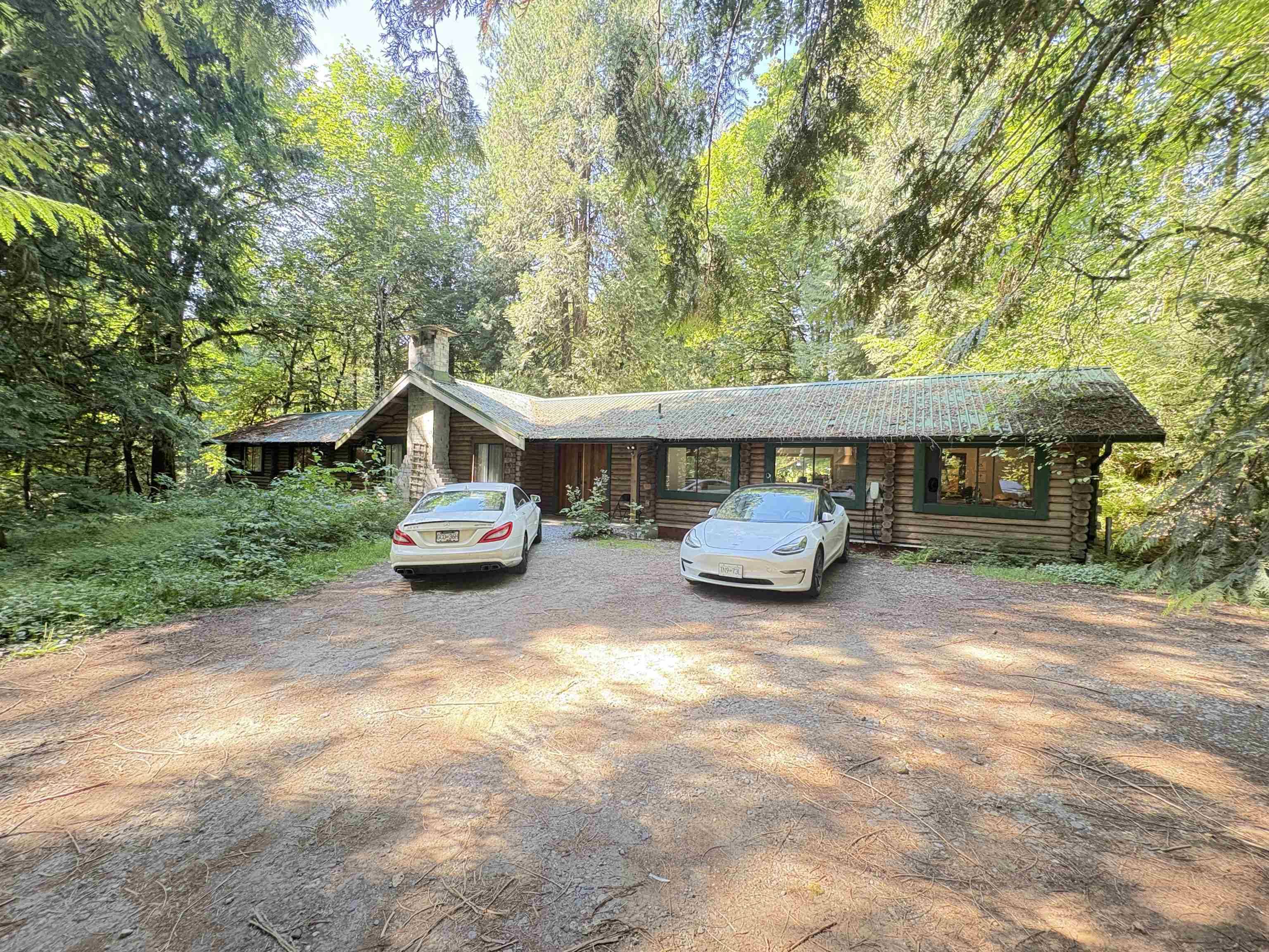 23551 132 AVE, Maple Ridge, BC V4R 2S6