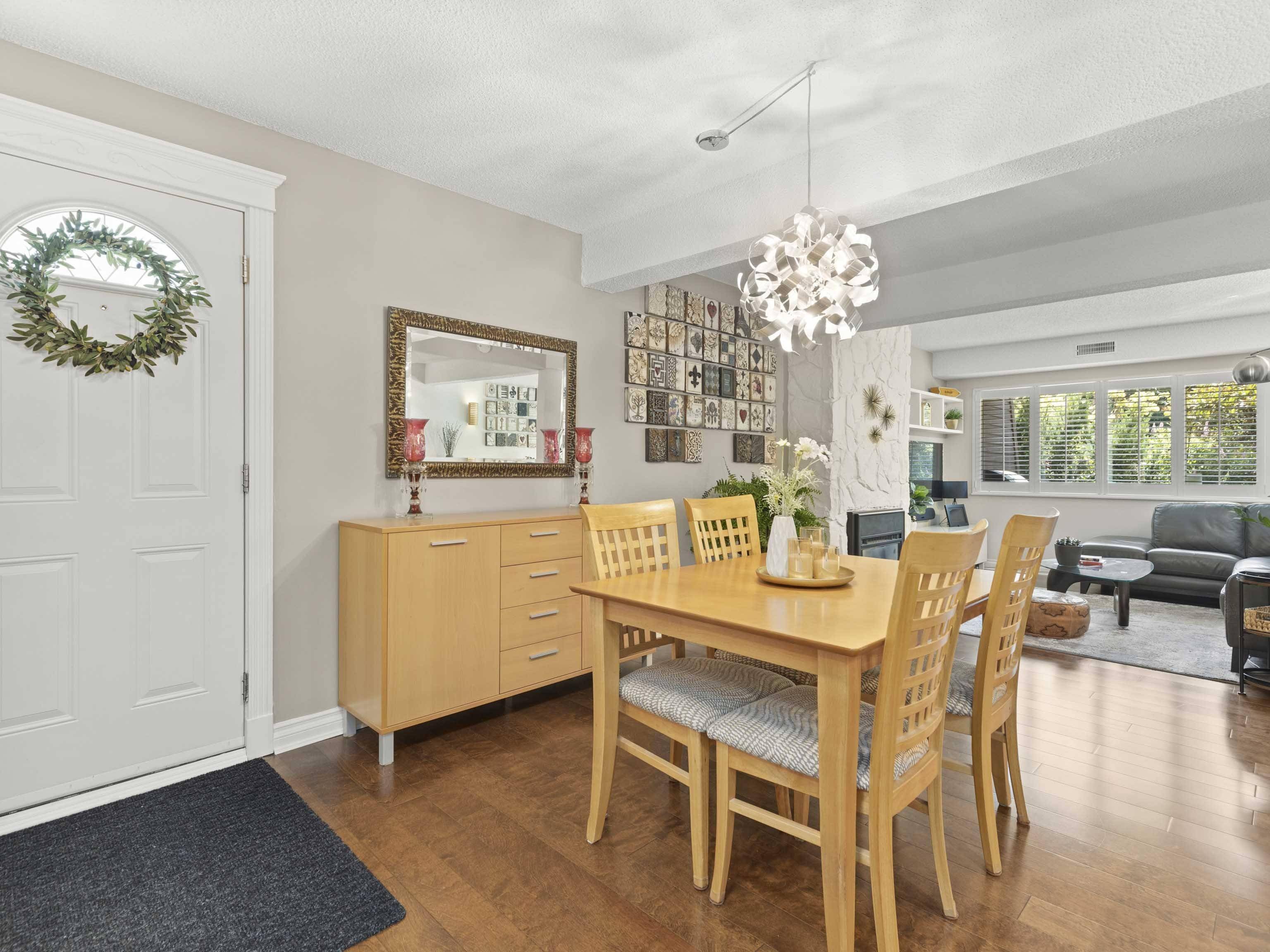 Burnaby, BC V5A 1P6,1843 Goleta DR