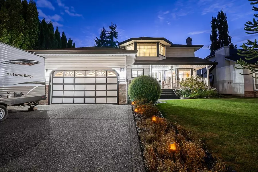 9679 157b ST, Surrey, BC V4N 2T3