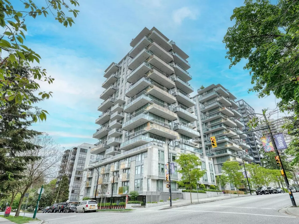 Vancouver, BC V6G 2B1,1180 Broughton ST #1704