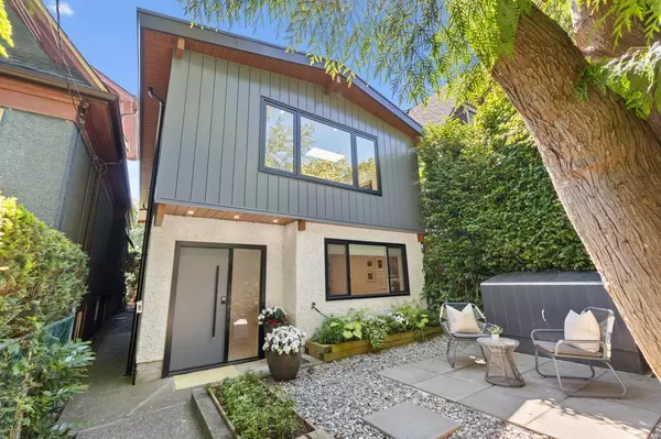 1346 E 15th AVE, Vancouver, BC V5N 2E4