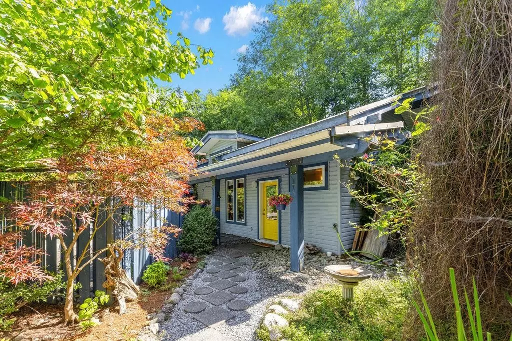 Sechelt, BC V7Z 0A4,4174 Sunshine Coast HWY