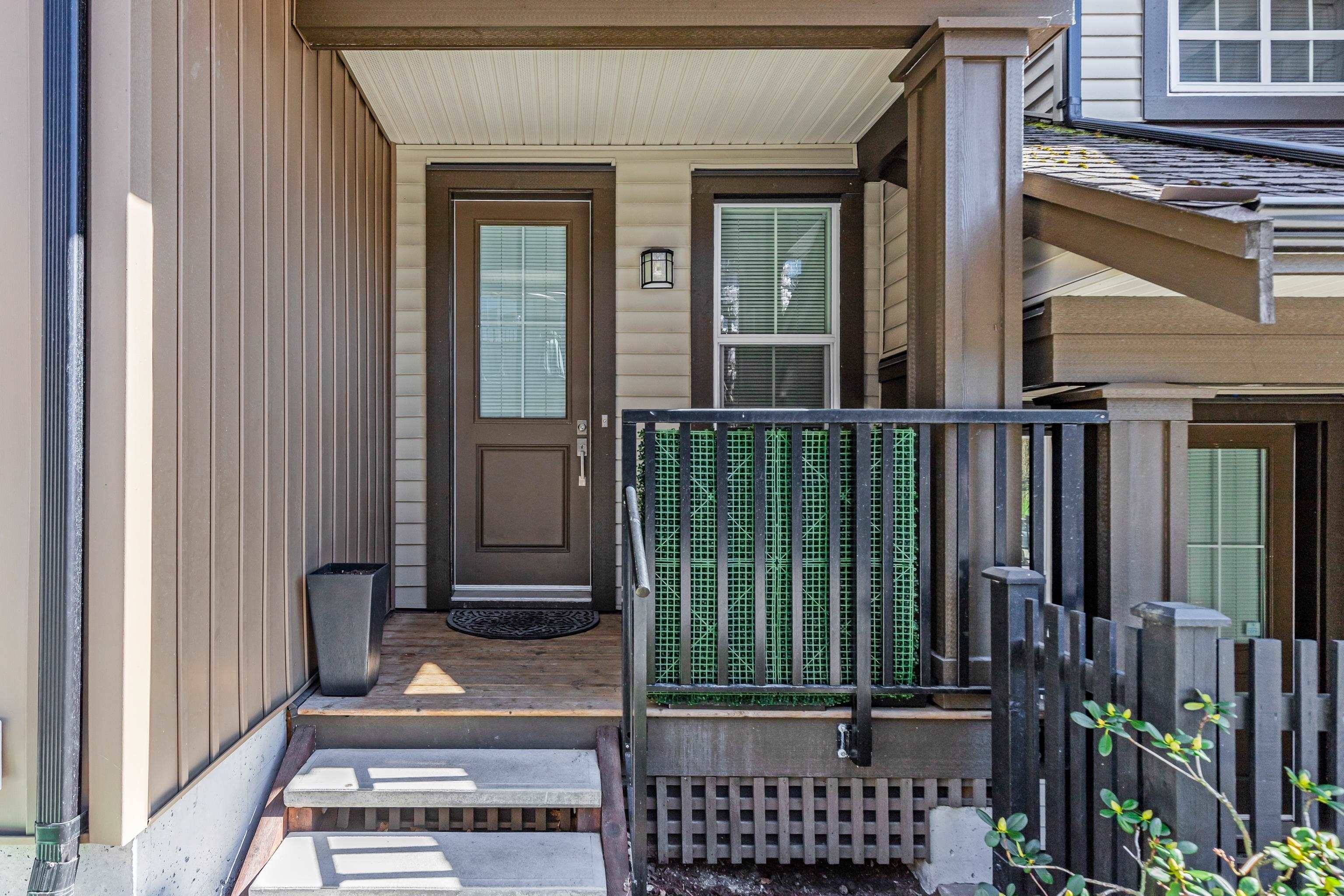 Maple Ridge, BC V2W 0G5,11176 Gilker Hill RD