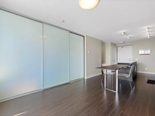 13398 104 AVE #1101 Surrey, BC V3T 1V6