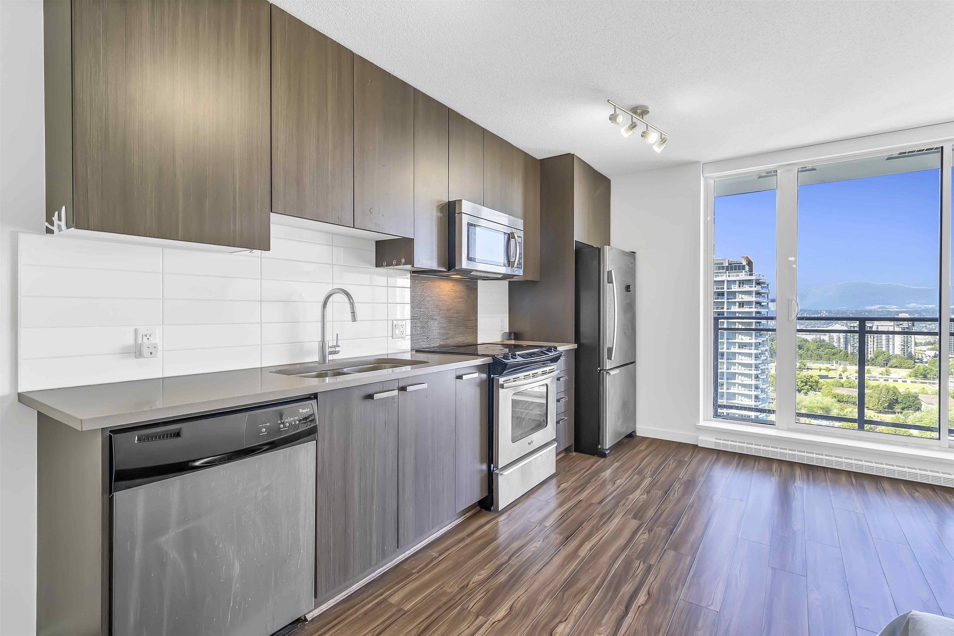 Surrey, BC V3T 0J5,13325 102a AVE #2703