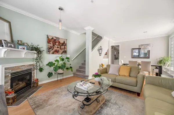 Vancouver, BC V5S 4V7,8577 Aquitania PL
