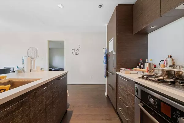 Vancouver, BC V6S 0C5,5955 Birney AVE #610