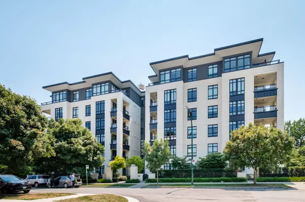 168 E 35th AVE #209, Vancouver, BC V5W 1A6