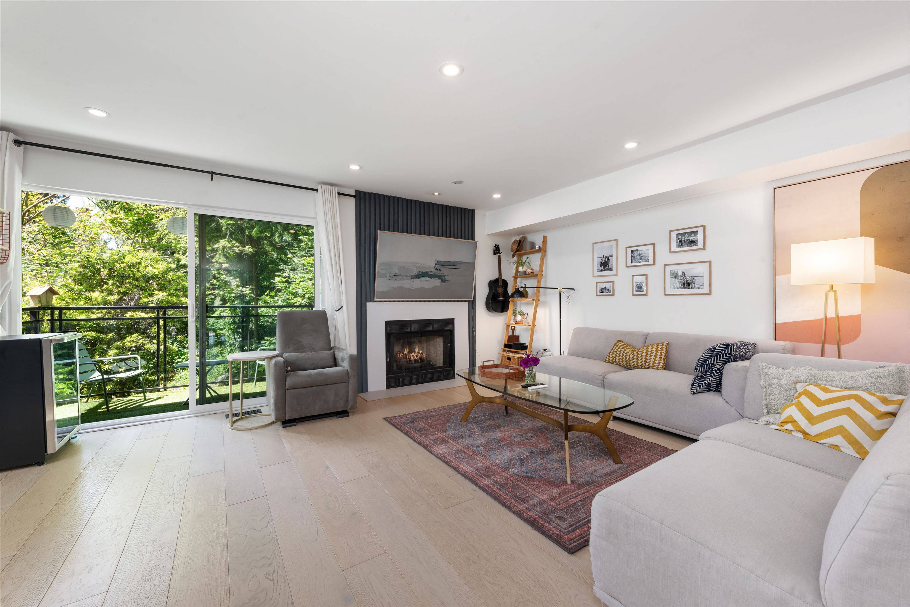 North Vancouver, BC V7G 2G9,3958 Indian River DR