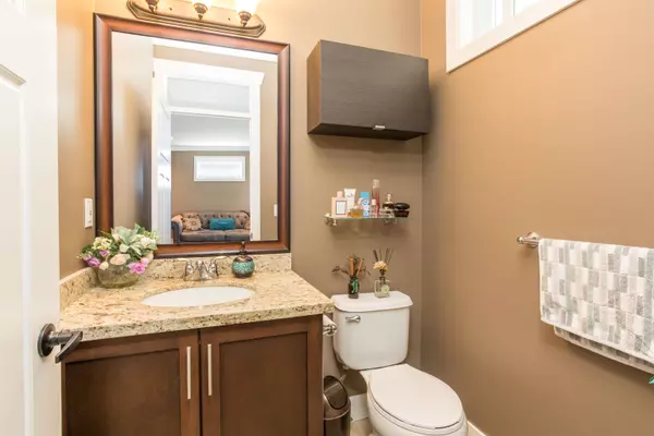 Surrey, BC V4N 5Z2,7015 195 ST