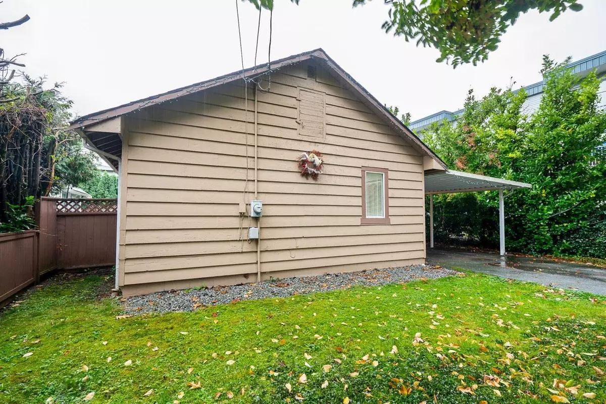 Langley, BC V4W 3J6,27284 30 AVE