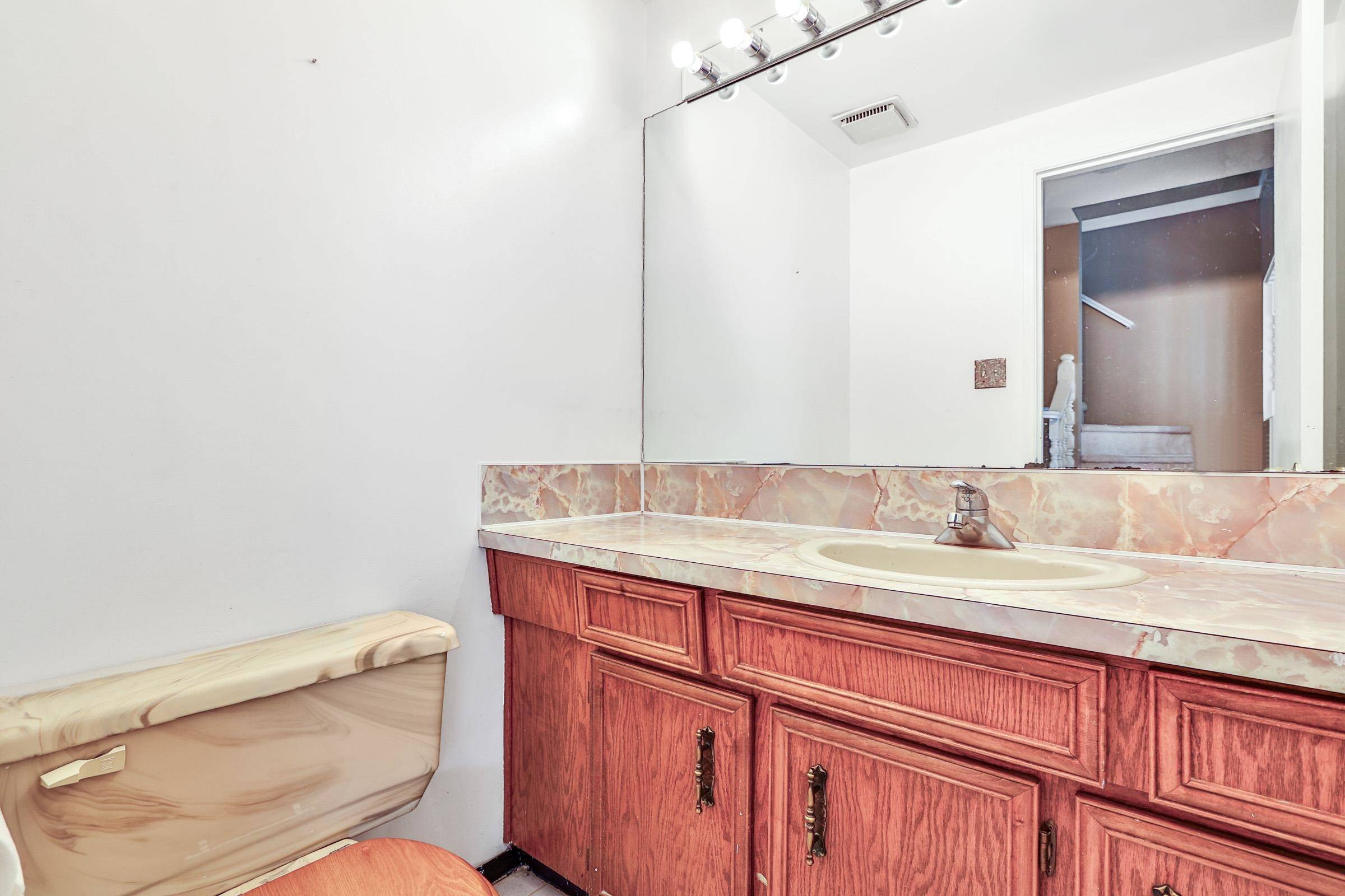 9811 Gilbert CRES Richmond, BC V7E 1H7