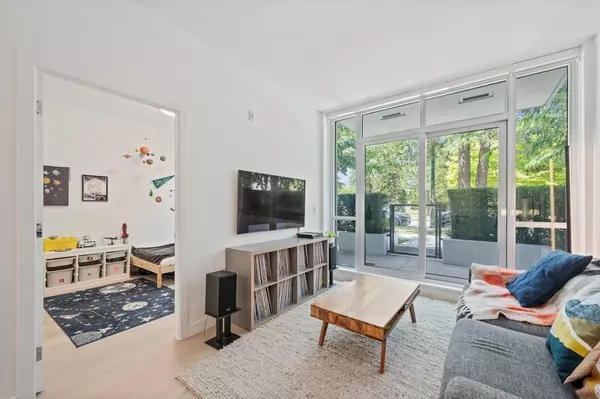 Vancouver, BC V5Z 0K6,4240 Cambie ST #106