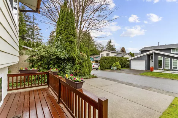 Coquitlam, BC V3E 1J2,1892 Bluff WAY