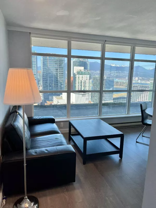 Vancouver, BC V6B 6H4,438 Seymour ST #3003
