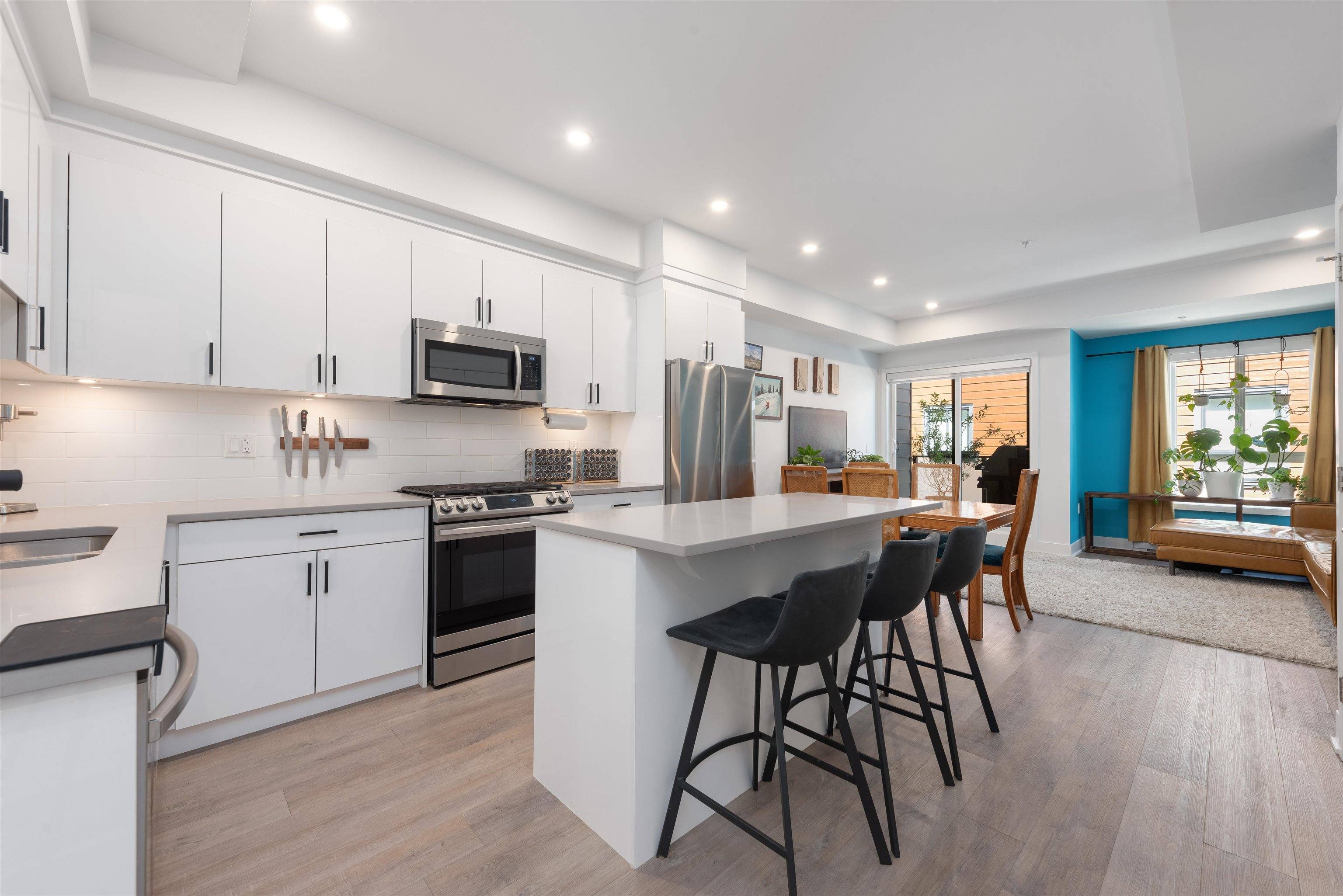 37808 Third AVE #215, Squamish, BC V8B 1B9