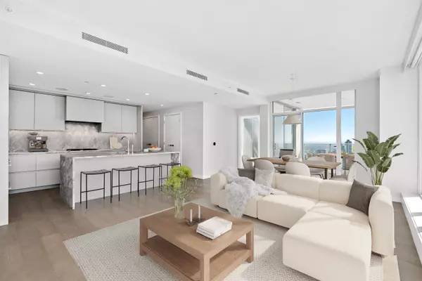 Vancouver, BC V6P 0J8,7433 Cambie ST #2106