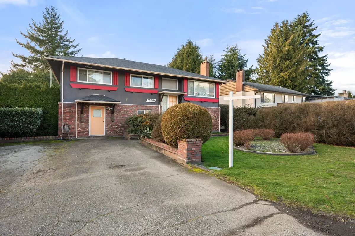Richmond, BC V7A 3V3,10091 Ainsworth CRES