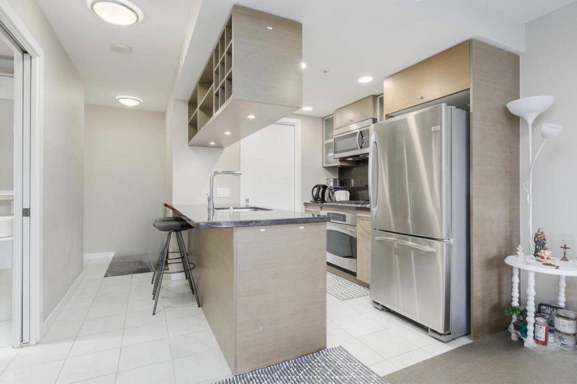 Vancouver, BC V6B 0G4,833 Seymour ST #2XXX