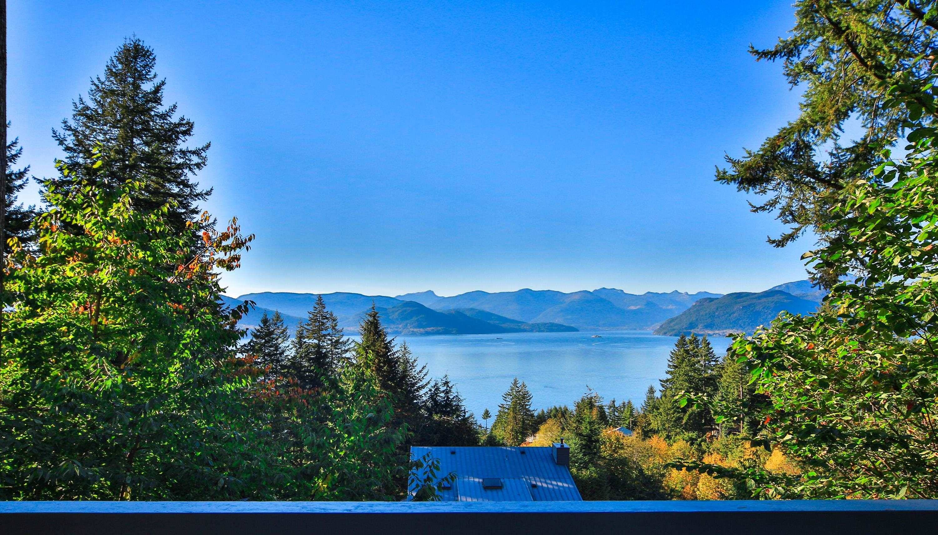 170 Highview PL, Lions Bay, BC V0N 2E0