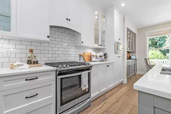 43306 Creekside CIR Lindell Beach, BC V2R 0Z4