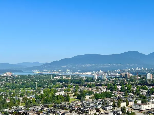 Burnaby, BC V5C 0K4,4510 Halifax WAY #4111