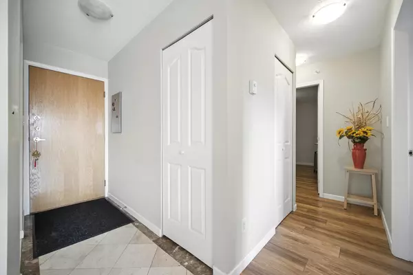 Richmond, BC V6Y 4C7,8238 Saba RD #1302