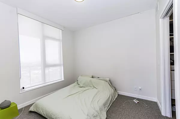 2186 Gilmore AVE #2002 Burnaby, BC V5C 0N7