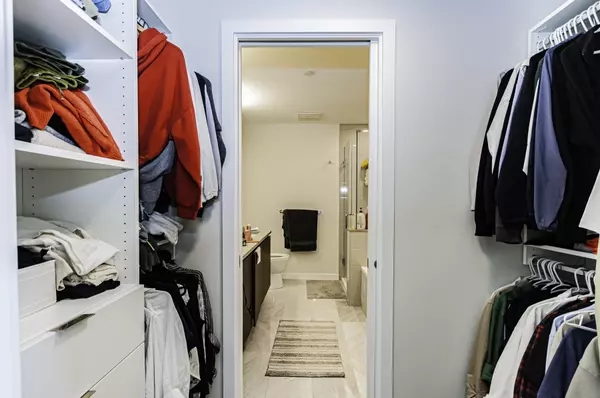 2186 Gilmore AVE #2002 Burnaby, BC V5C 0N7