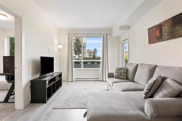 Langley, BC V2Y 3X1,7920 206 ST #206