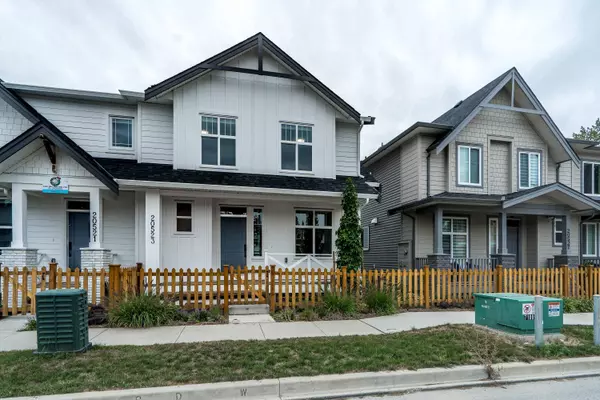 20517 76 AVE, Langley, BC V2Y 3T1