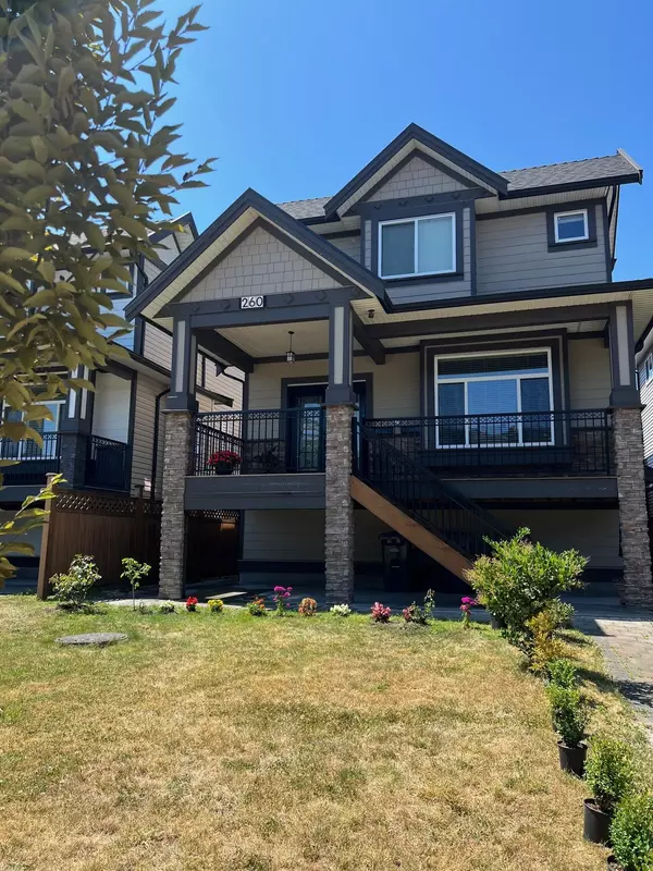 260 Hampton ST, New Westminster, BC V3M 5L9