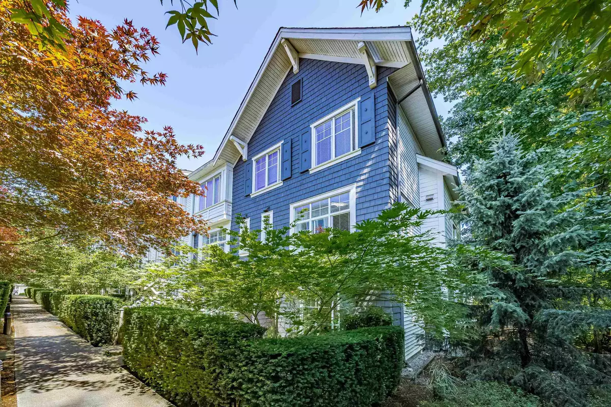 Surrey, BC V3R 0C9,15340 Guildford Drive DR #43