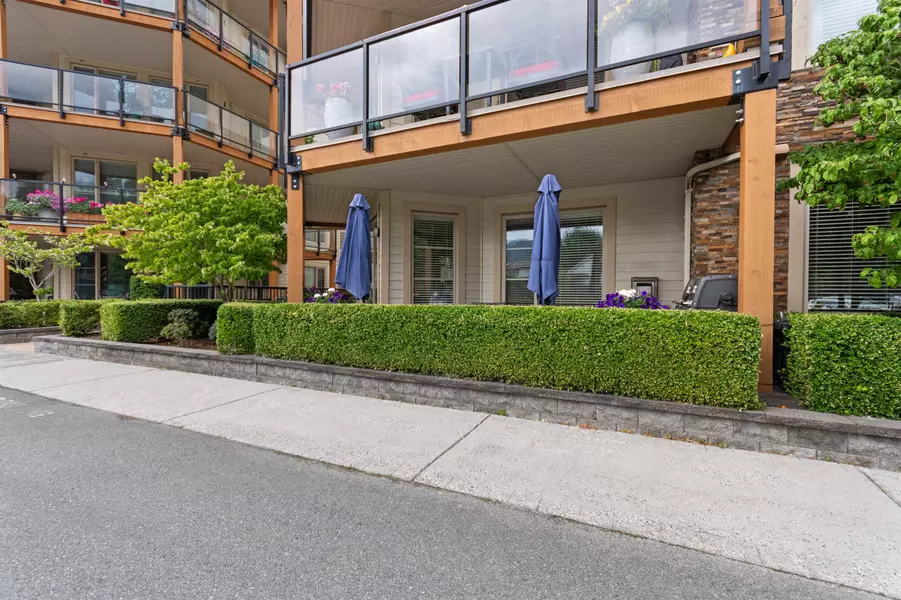 45750 Keith Wilson RD #102, Chilliwack, BC V2R 0X3