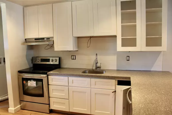Richmond, BC V7A 3H4,11720 Seabrook CRES