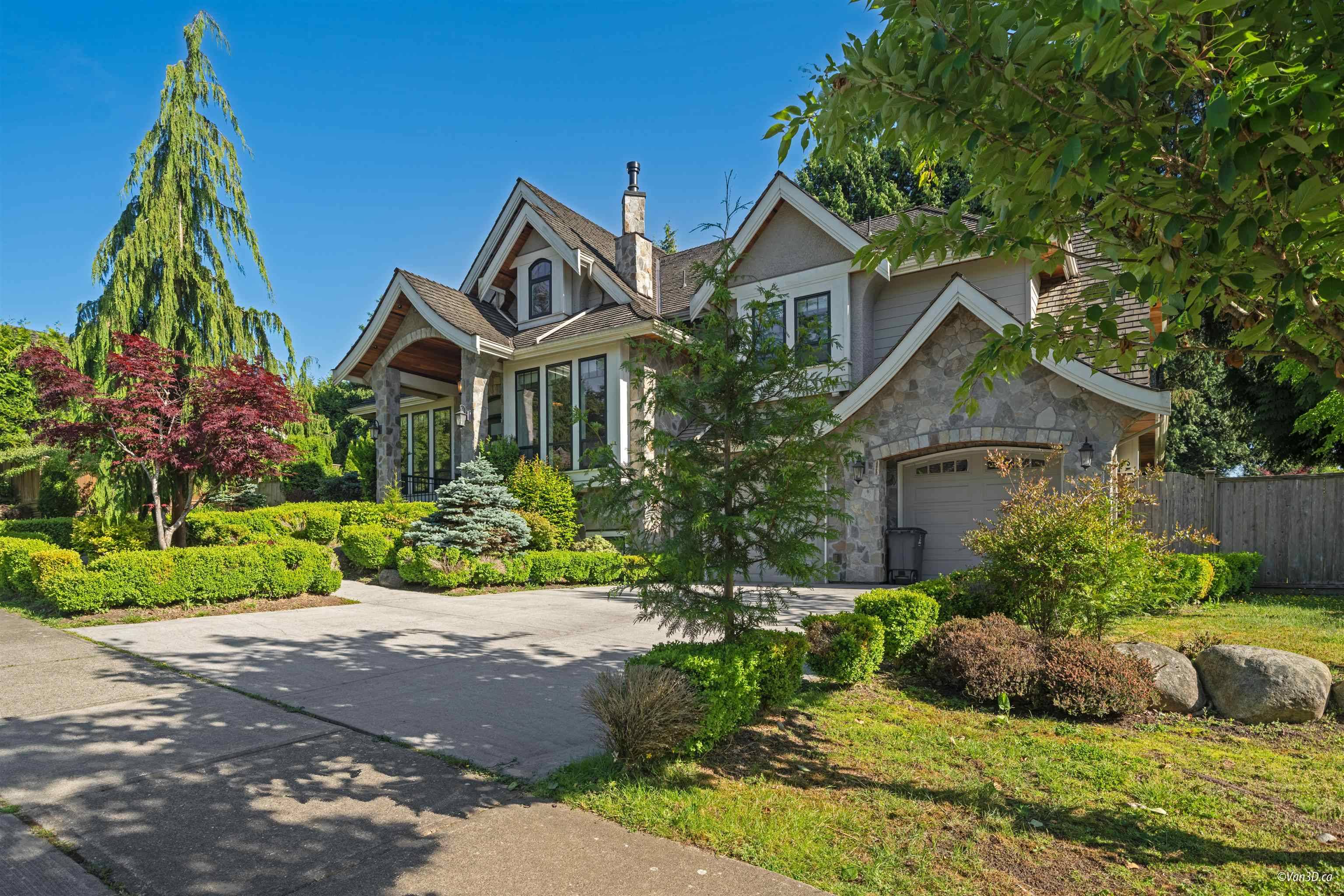 14428 33a AVE, Surrey, BC V4P 3R7