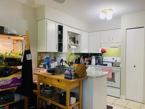 Delta, BC V4M 1J2,5491 Rawlins CRES #A