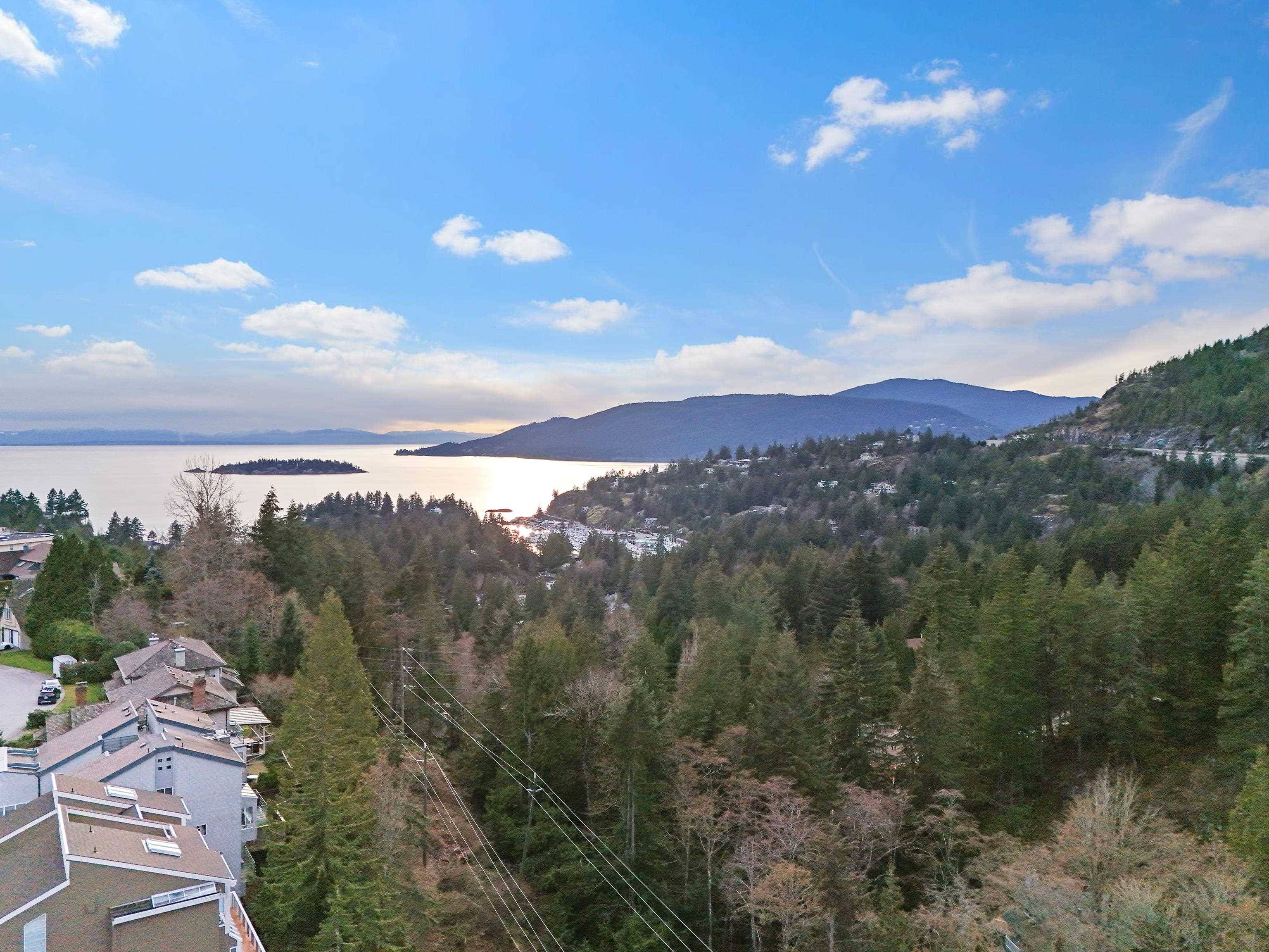 West Vancouver, BC V7W 3E8,5390 Westhaven Wynd