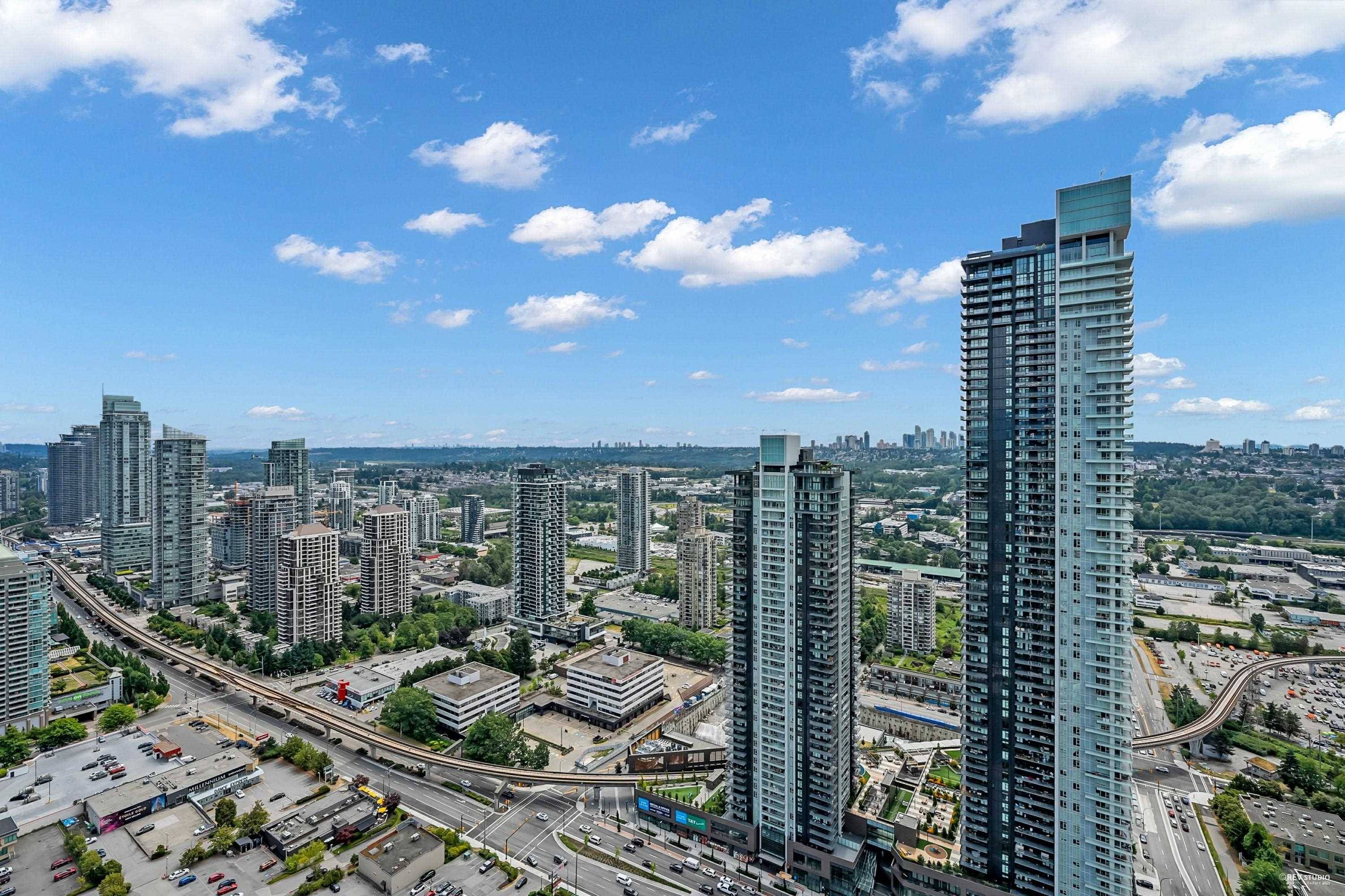 Burnaby, BC V5C 0L2,1888 Gilmore AVE #4602