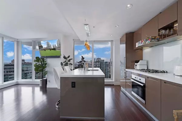 Vancouver, BC V6B 0M6,777 Richards ST #3511