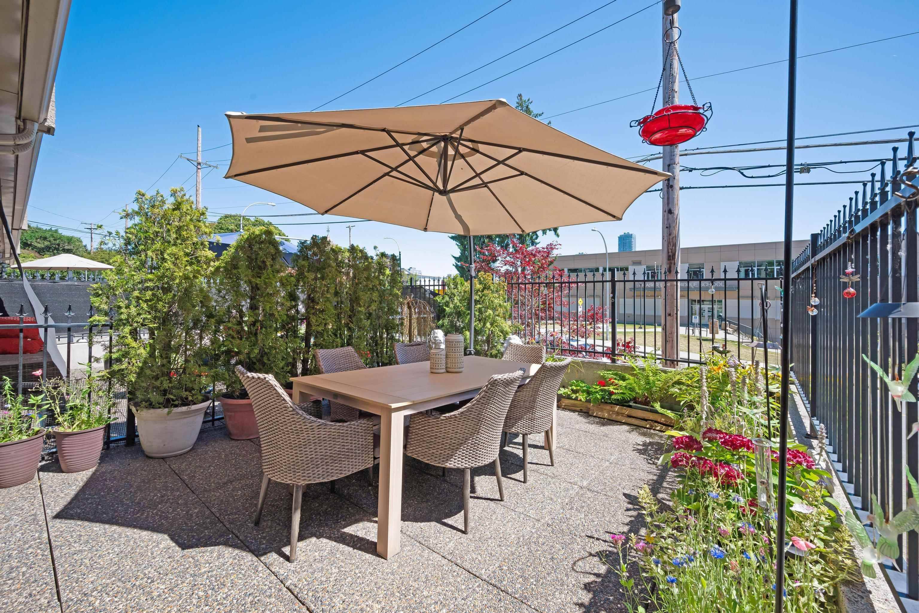803 Queens AVE #102, New Westminster, BC V3M 1L8