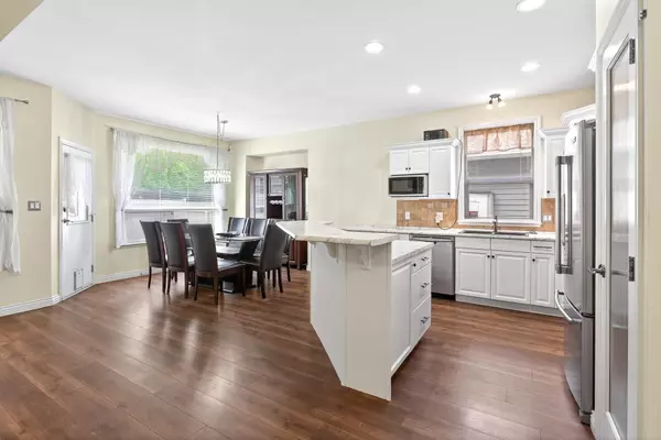 6000 Hunter Creek CRES Chilliwack, BC V2R 0B7