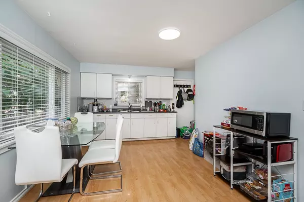 Surrey, BC V3W 5T8,8543 144 ST